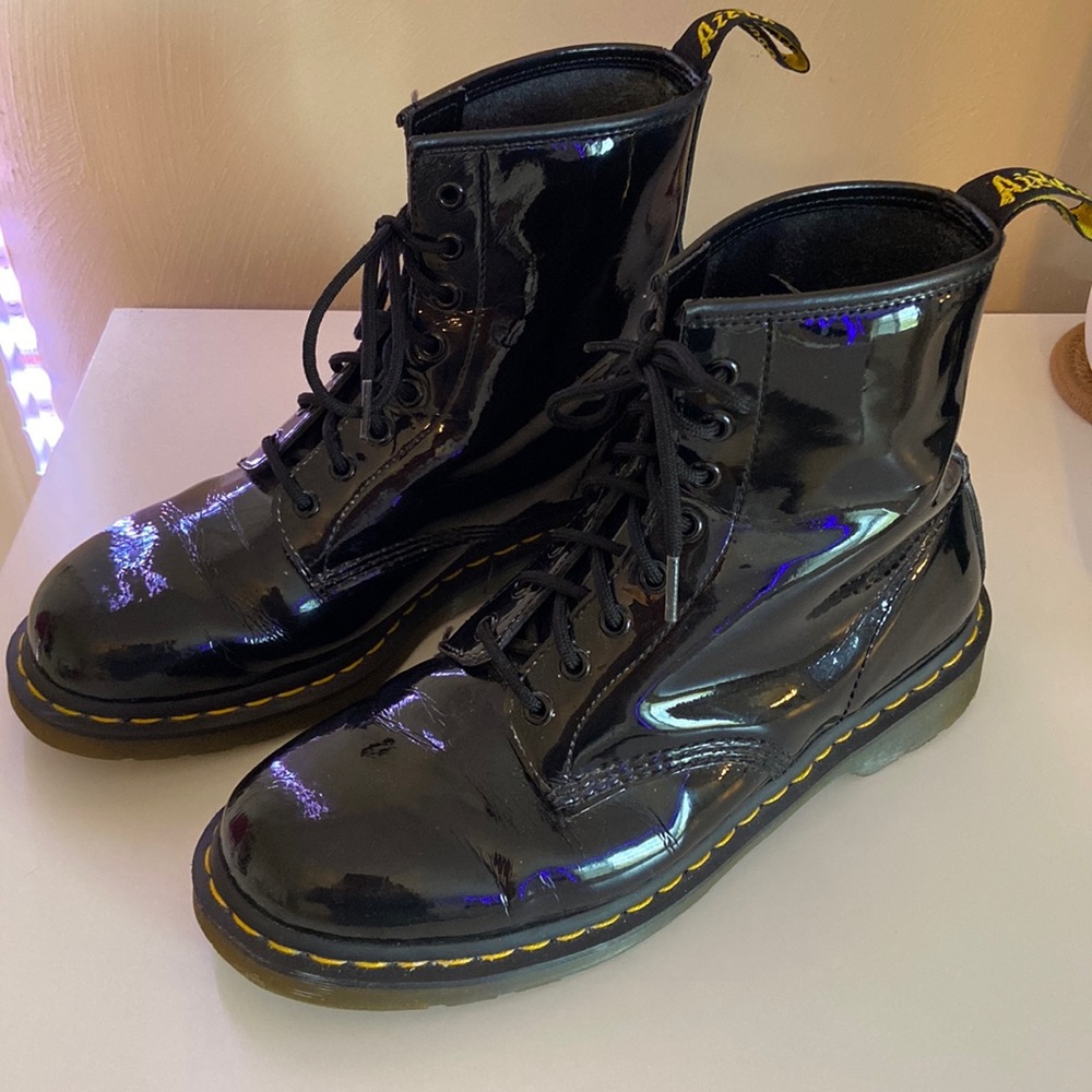 Women’s dr martins